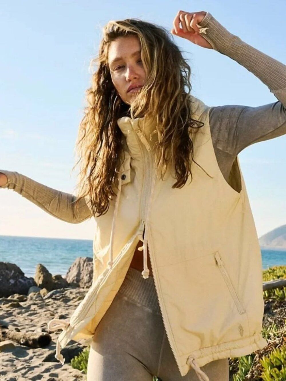 Free People Movement Round & Round Recycled Yellow Puffer Vest Size Large